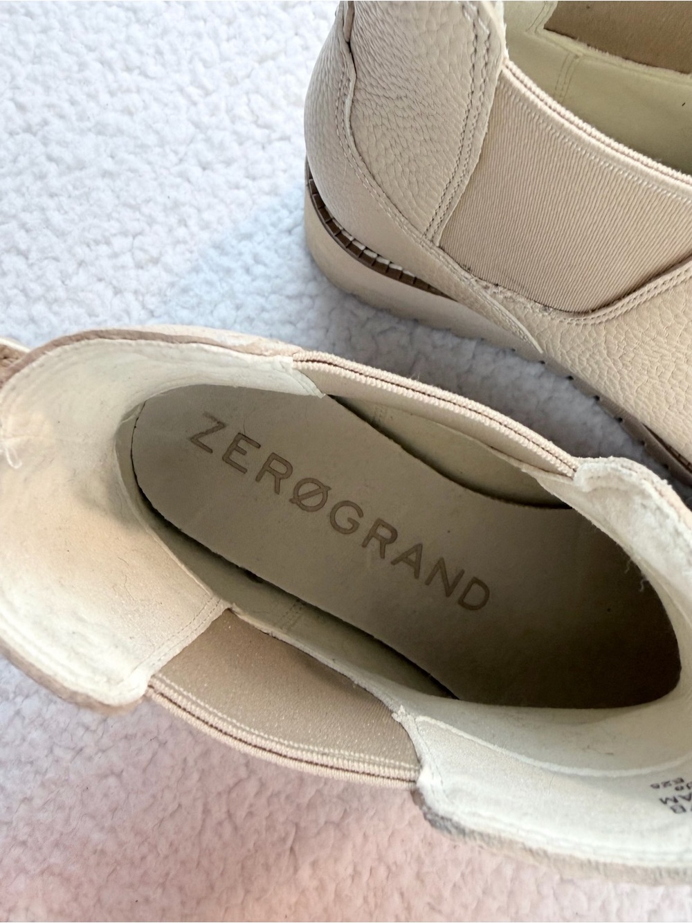 COLE HAAN • Zerogrand Beige/Cream Pebble Leather Chelsea Wedge Ankle Booties, 7 - Picture 14 of 16